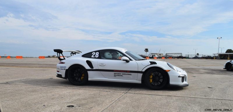 2017 Porsche 911 GT3RS 8