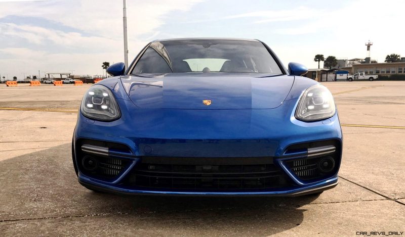 2017 Porsche Panamera TURBO Exterior 16