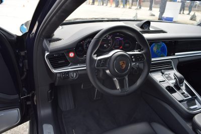 2017 Porsche Panamera TURBO Interior 5