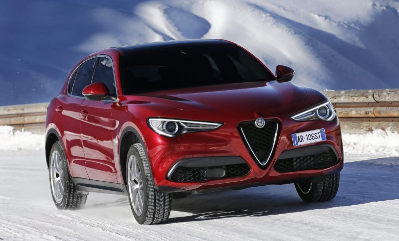 2018 Alfa Romeo STELVIO18