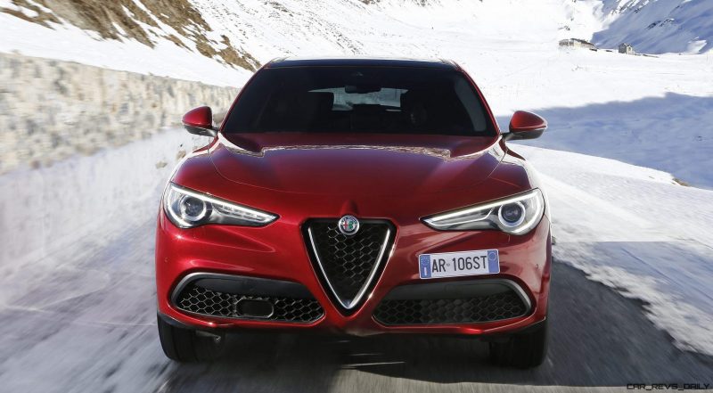 2018 Alfa Romeo STELVIO24