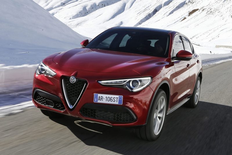 2018 Alfa Romeo STELVIO46