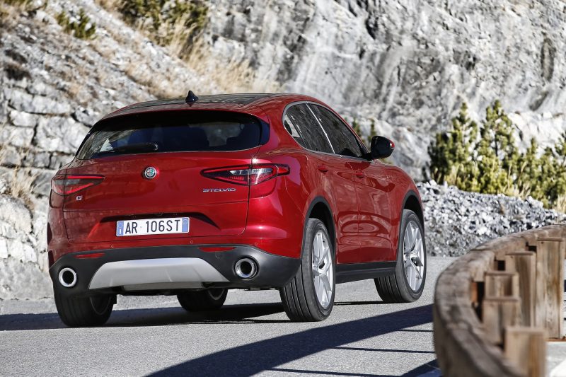 2018 Alfa Romeo STELVIO58