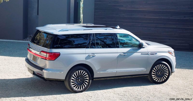 18LincolnNavigator_03_HR