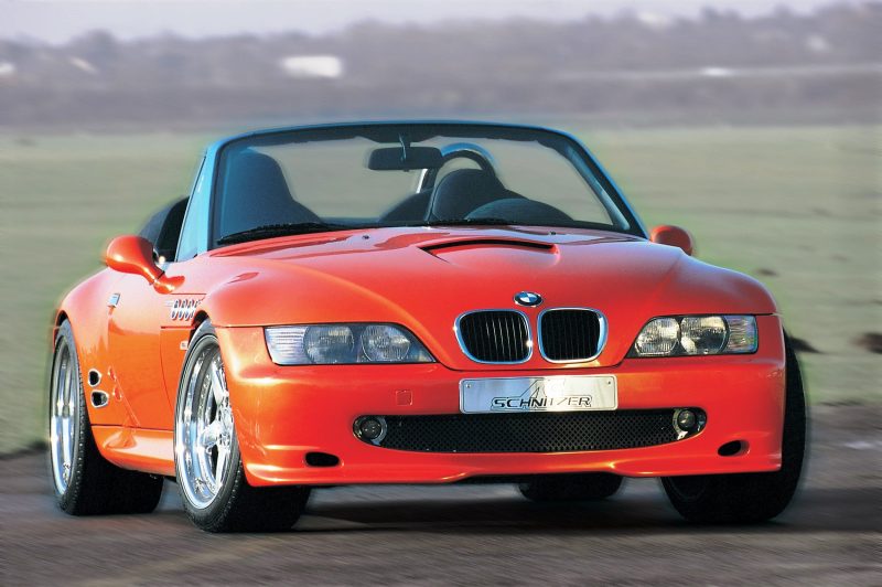 1997_V8_Roadster_01_300