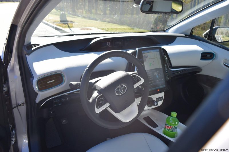 2017 Toyota PRIUS PRIME Interior Photos 3