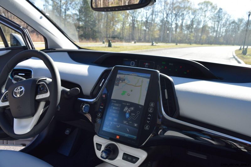 2017 Toyota PRIUS PRIME Interior Photos 7