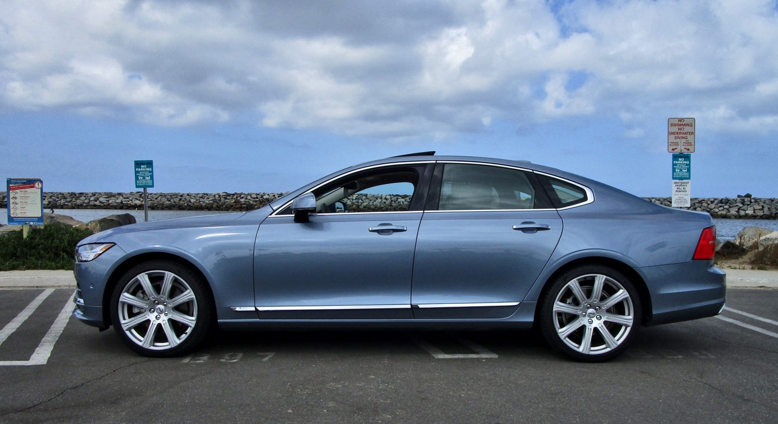 Volvo s90 t6