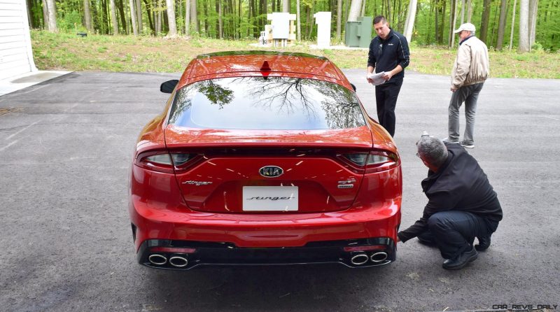 2018 KIA Stinger GT AWD 12