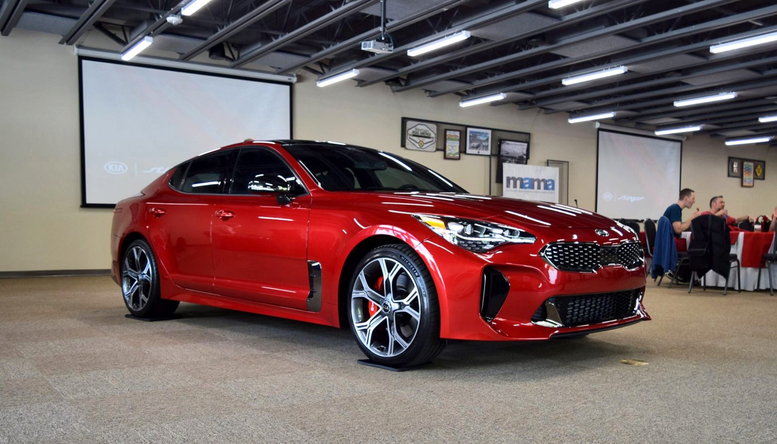 2018 KIA Stinger GT AWD 28