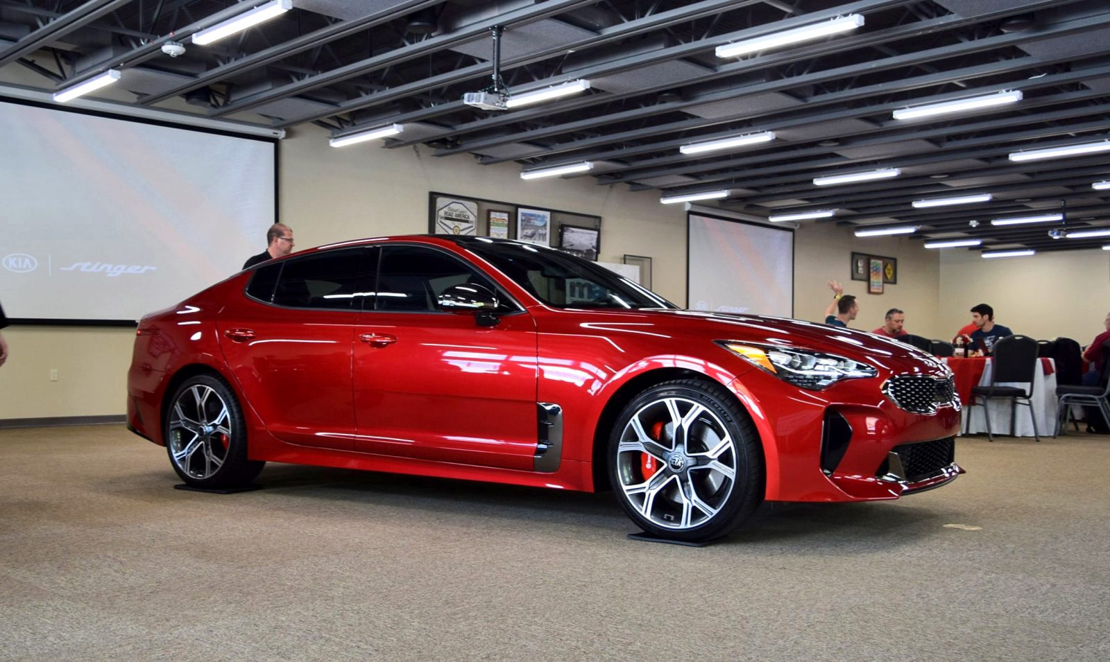 2018 KIA Stinger GT AWD 29