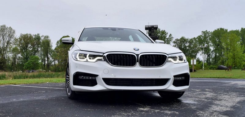 2017 BMW 540i 27