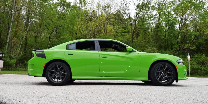 2017 Dodge Charger DAYTONA 13