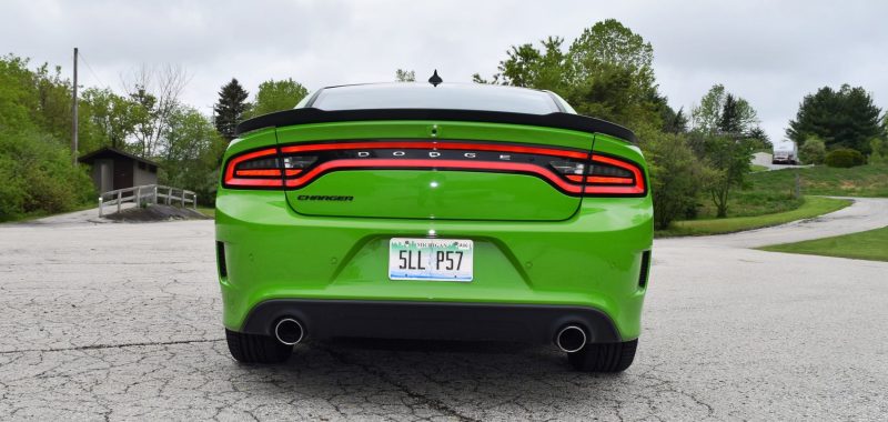 2017 Dodge Charger DAYTONA 19