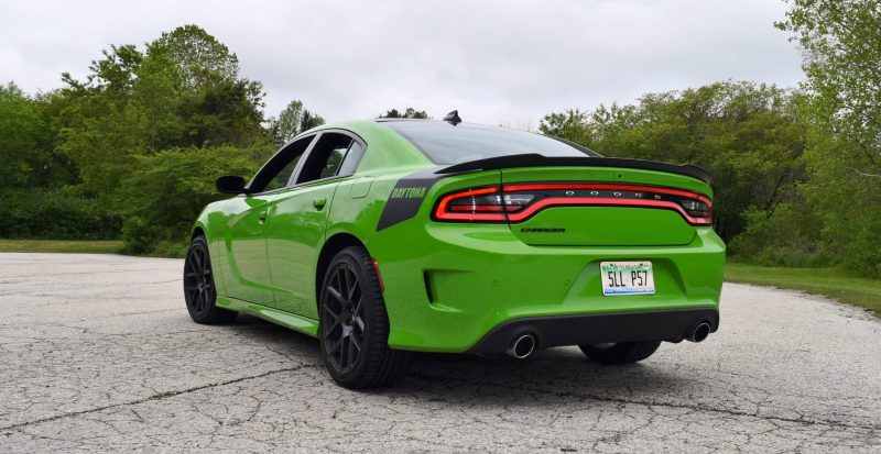 2017 Dodge Charger DAYTONA 23