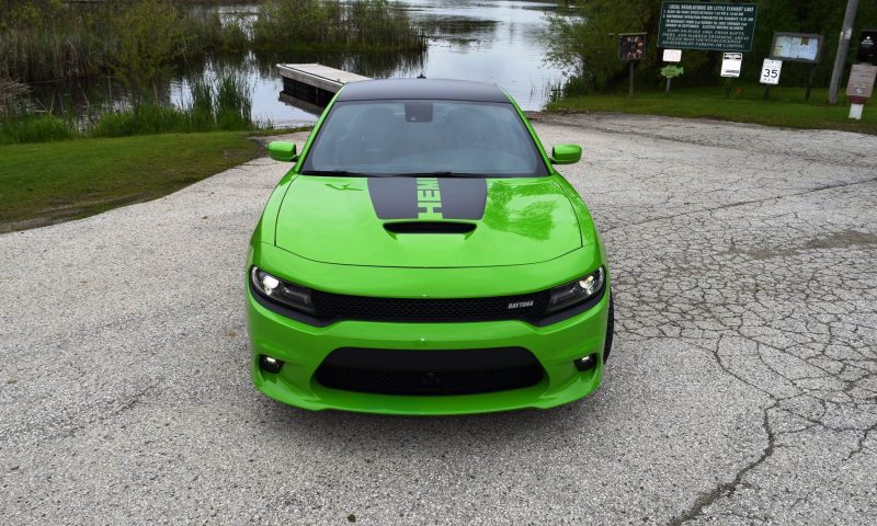 2017 Dodge Charger DAYTONA 41