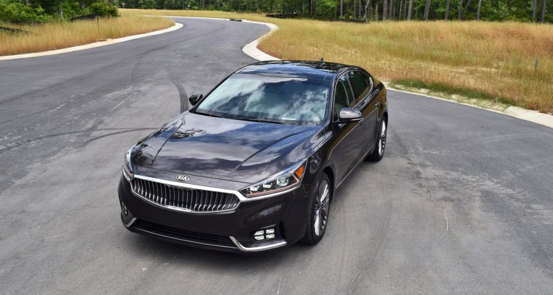 2017 Kia Cadenza Limited EXTERIORS 8