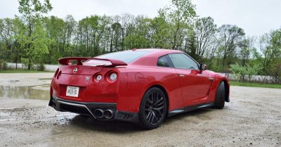 2017 Nissan GT-R Review 22