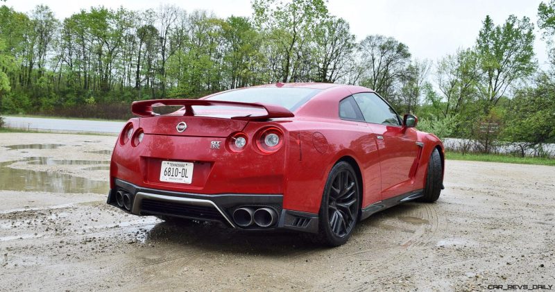 2017 Nissan GT-R Review 23