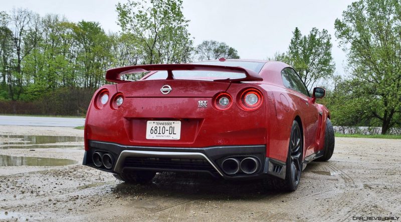 2017 Nissan GT-R Review 25