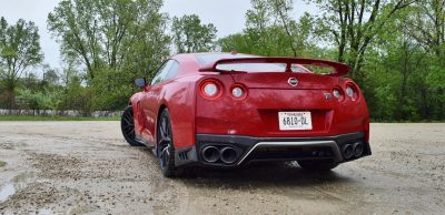 2017 Nissan GT-R Review 31