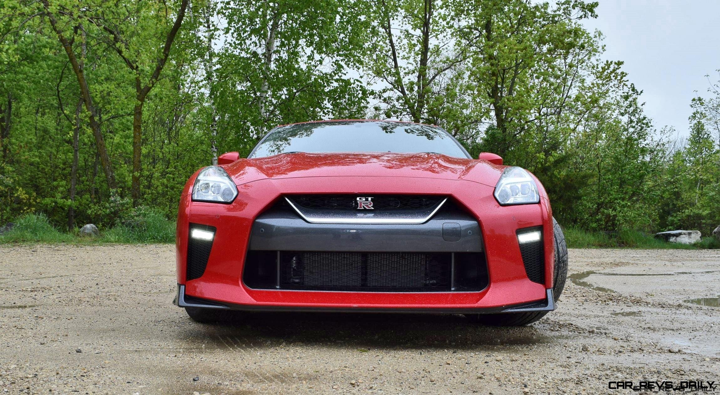 2017 Nissan GT-R Review 5