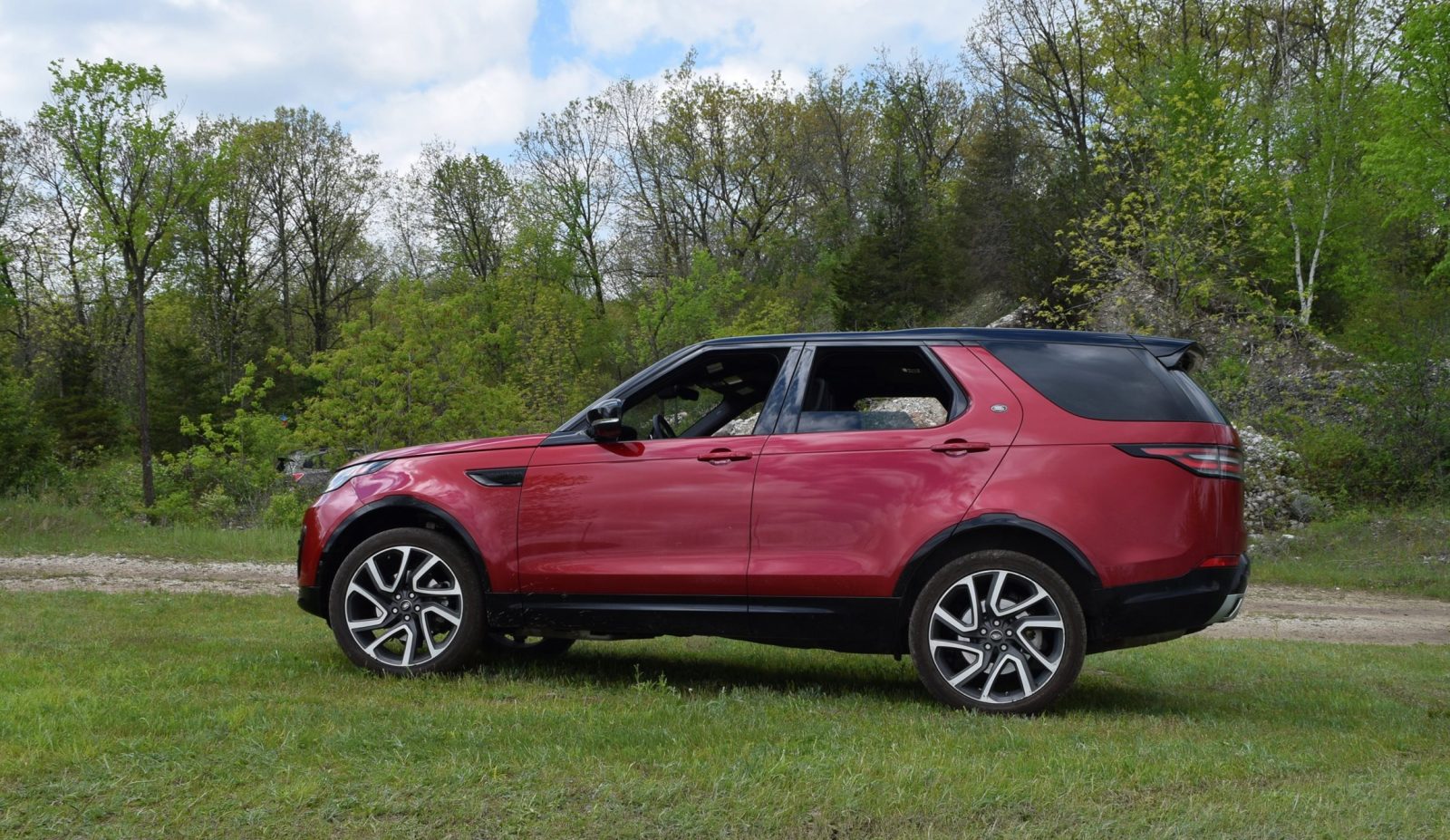 2018 Land Rover DISCOVERY 23