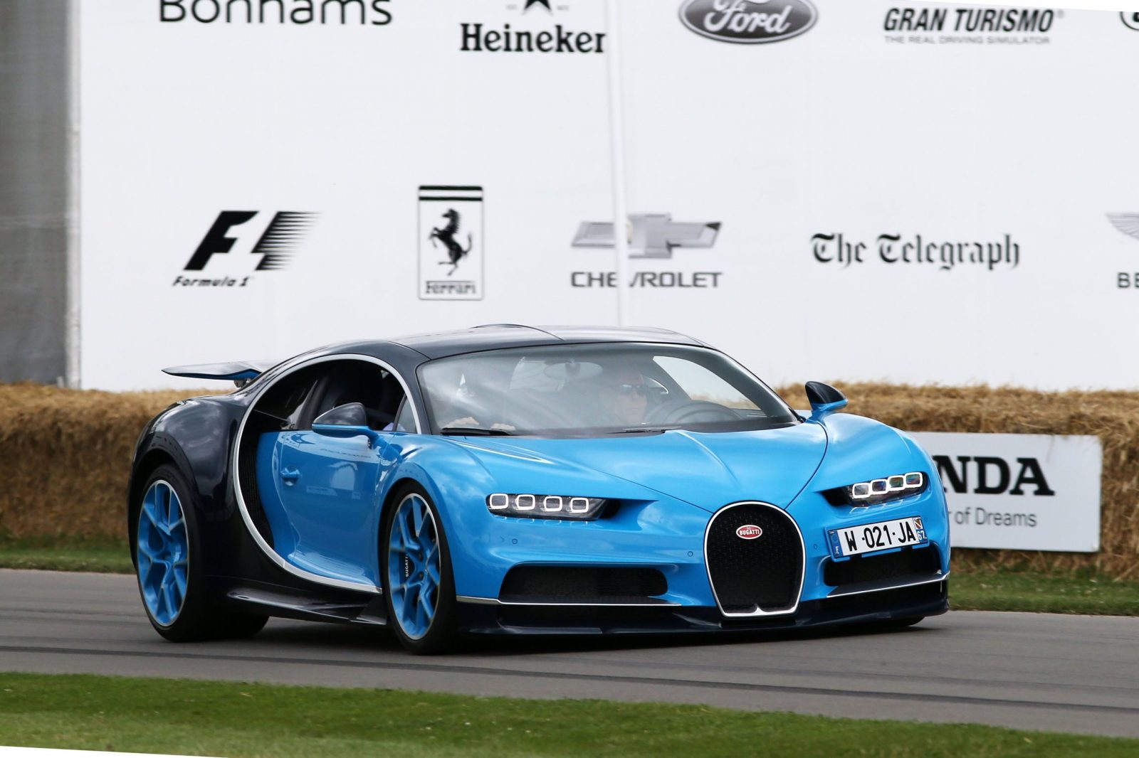 Bugatti-01