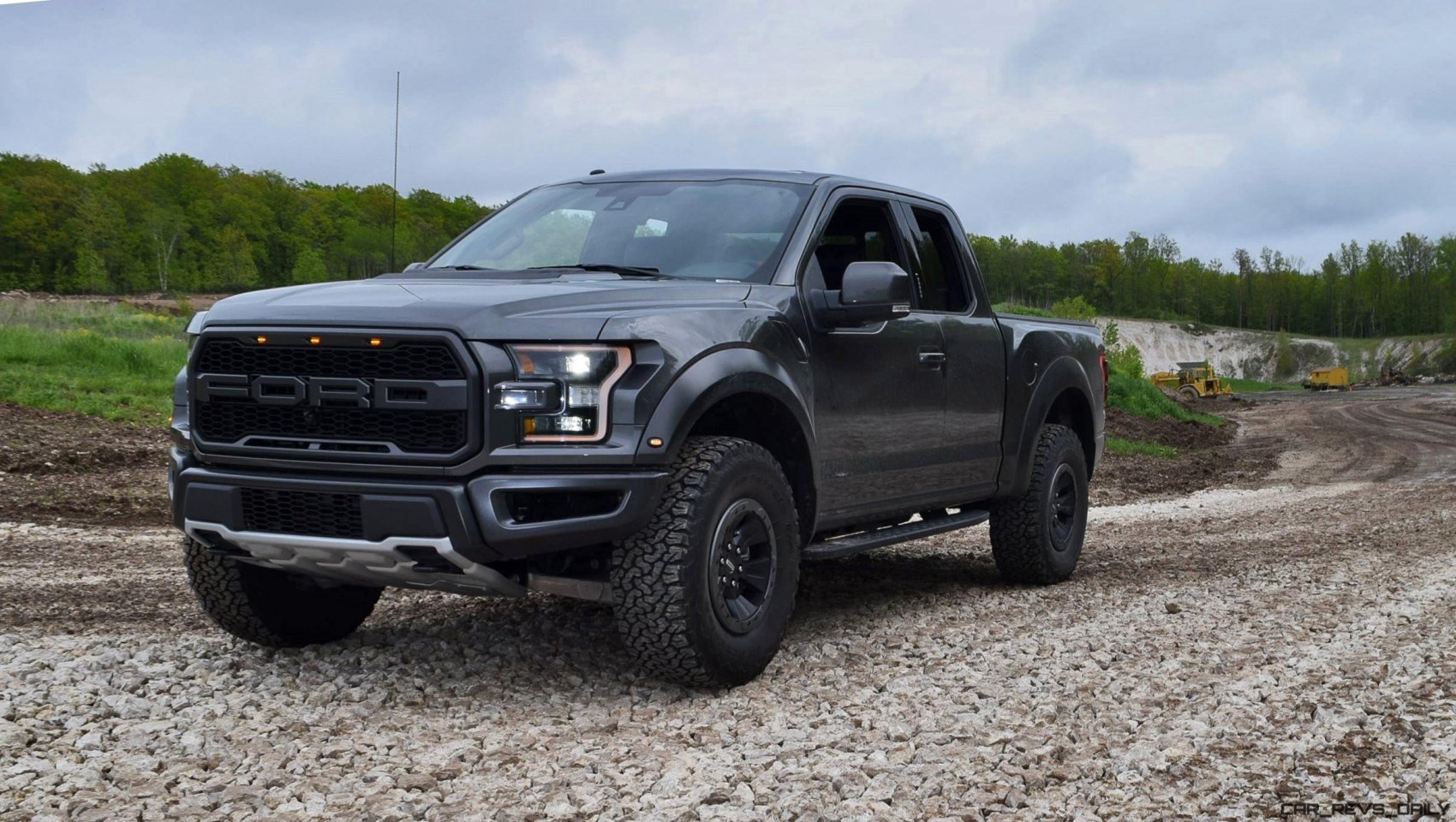 2017 Ford F-150 RAPTOR 28