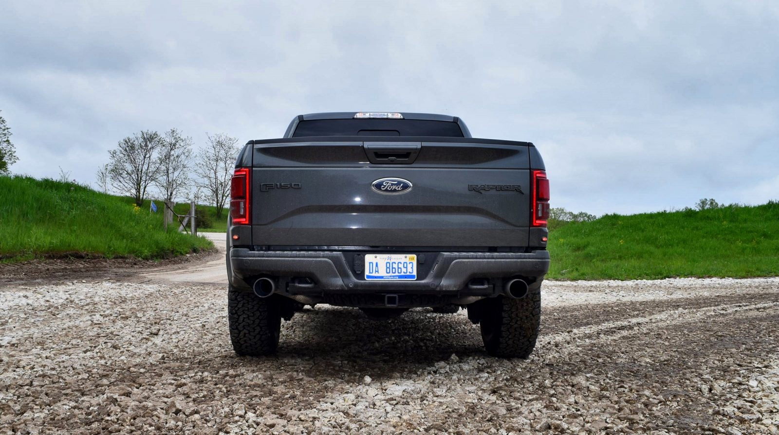 2017 Ford F-150 RAPTOR 4x4 Supercab - First Drive Review » CAR SHOPPING