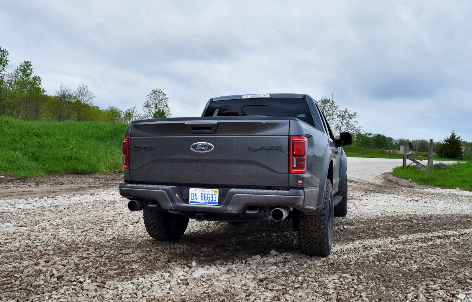 2017 Ford F-150 RAPTOR 4x4 Supercab - First Drive Review » CAR SHOPPING