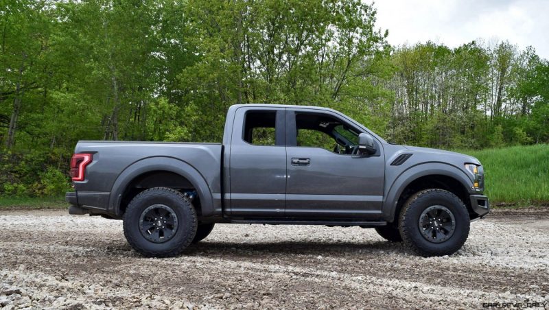 2017 Ford F-150 RAPTOR 41