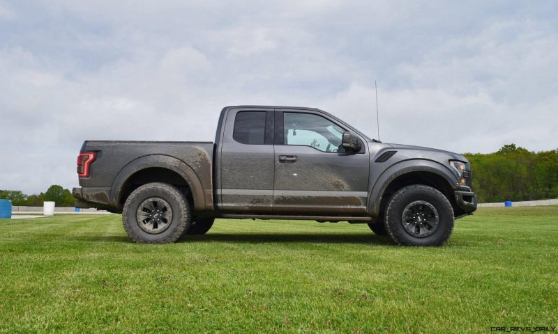 2017 Ford F-150 RAPTOR 4x4 21