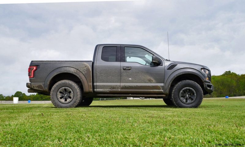 2017 Ford F-150 RAPTOR 4x4 22