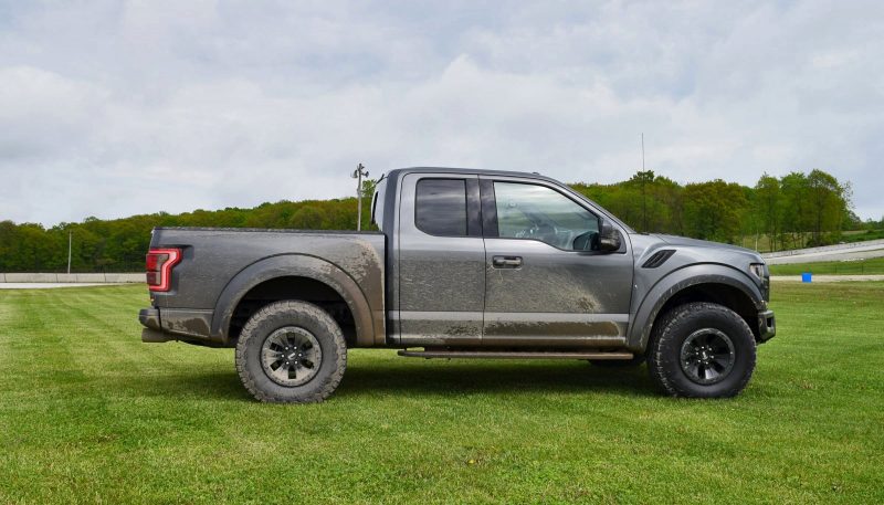 2017 Ford F-150 RAPTOR 4x4 24