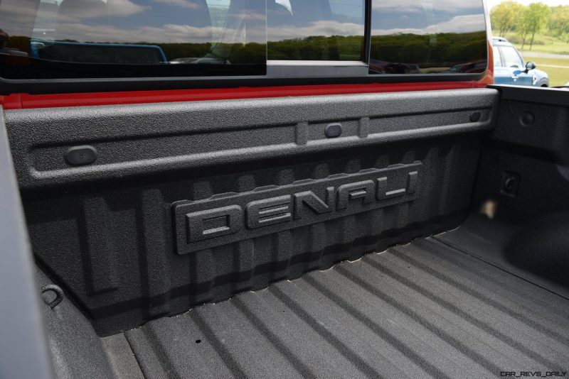 2017 GMC Canyon Denali 4x4 SWB Crew 1