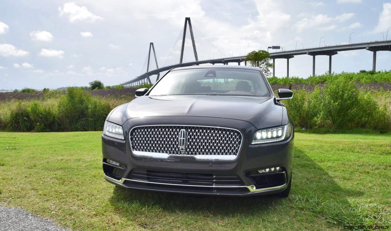 2017 Lincoln Continental 3