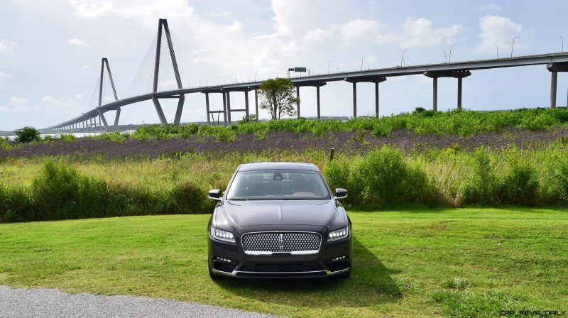 2017 Lincoln Continental 3