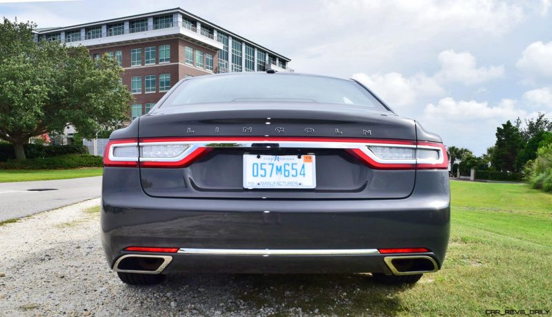 2017 Lincoln Continental 3