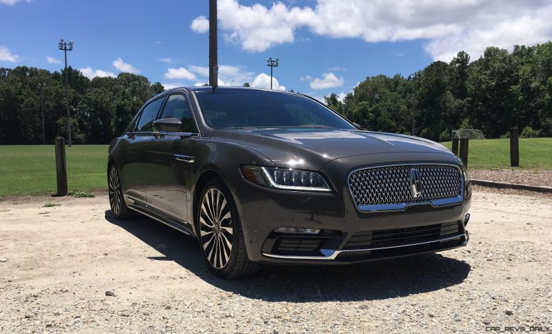 2017 Lincoln Continental 3