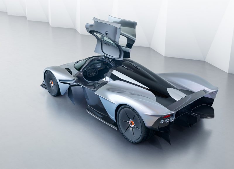 Aston Martin VALKYRIE 11