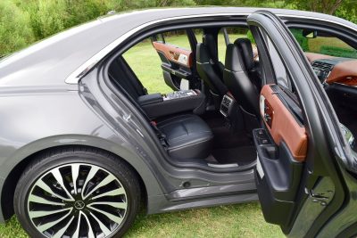 Lincoln Continental 2017 Interior 12