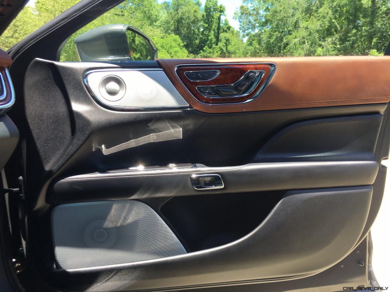 Lincoln Continental 2017 Interior 26