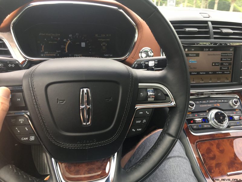 Lincoln Continental 2017 Interior 32