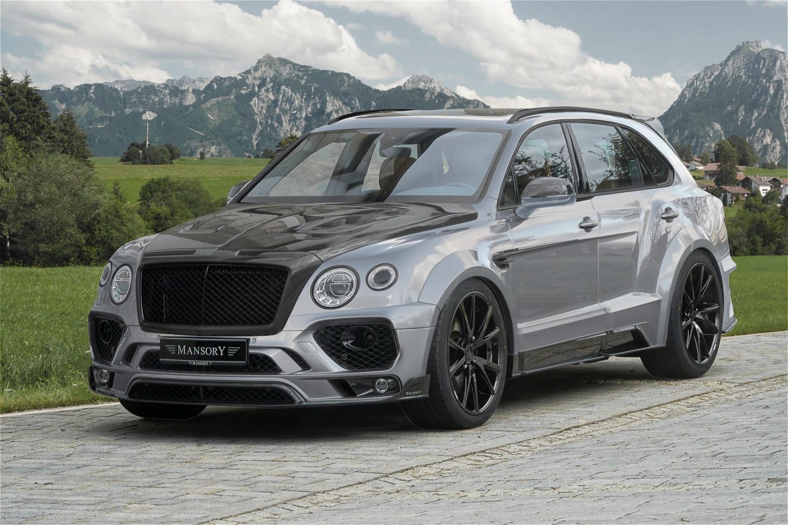 2017 MANSORY BENTAYGA Introduces Forged-Carbon Widebody » CAR SHOPPING ...