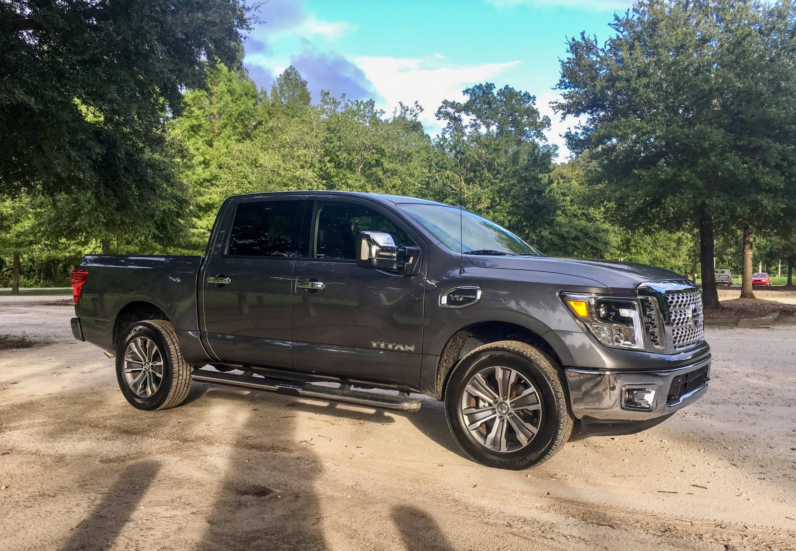 2017 Nissan TITAN SL 4x4 - Road Test Review 20