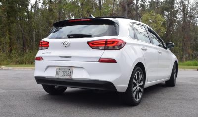 2018 Hyundai Elantra GT 23