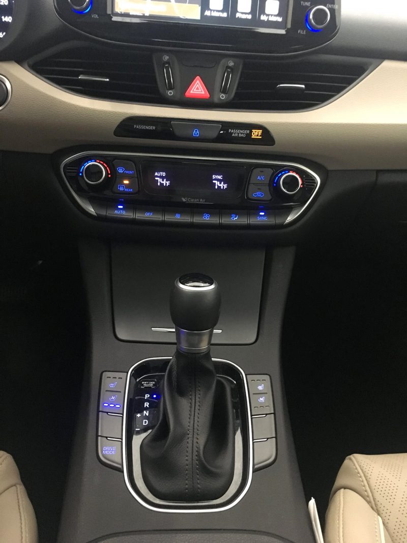 2018 Hyundai Elantra GT Interior 4