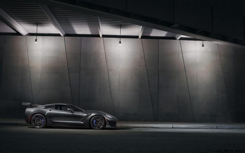 2019-Chevrolet-Corvette-ZR1-001