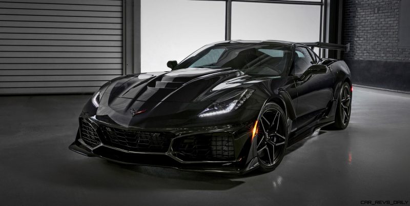 2019-Chevrolet-Corvette-ZR1-012